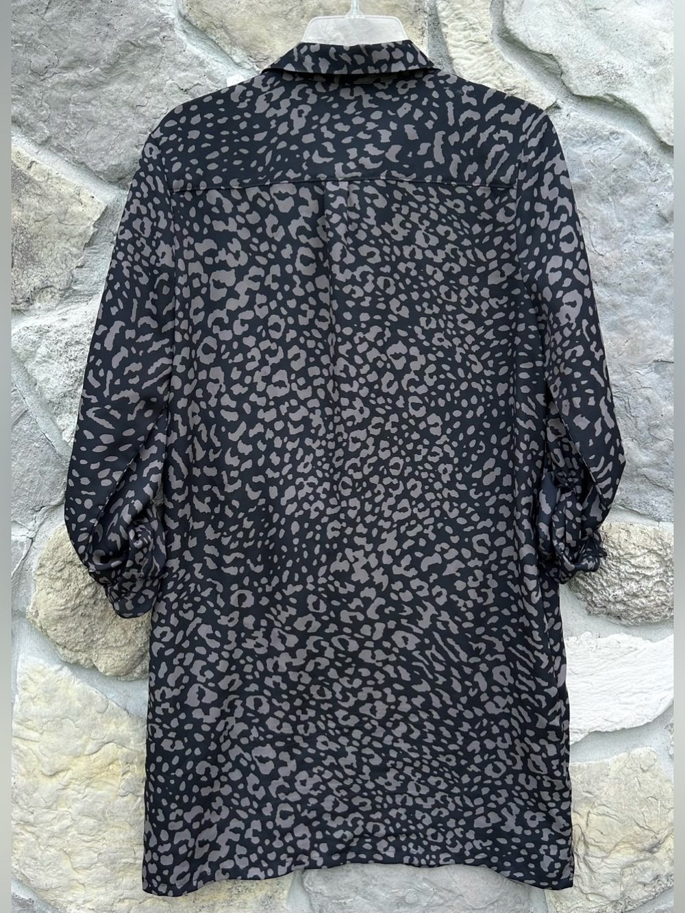 Ann Taylor LOFT Lightweight Shirt Dress Size M Leopard Print Button Up Casual - Picture 3 of 7